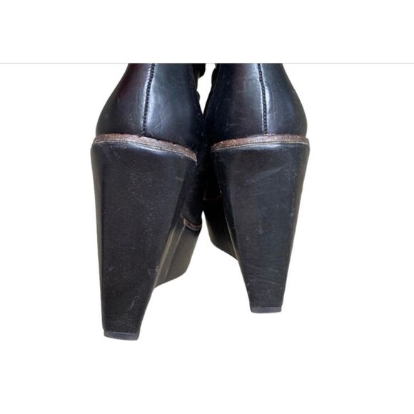 Robert Clergerie OKI Platform Buckle Boot - Picture 4 of 16